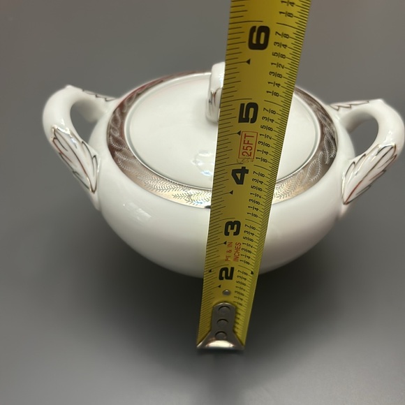 Vintage Sugar Bowl with Lid Fukagawa Arita Japan MCM Porcelain White and Silver - Picture 8 of 8